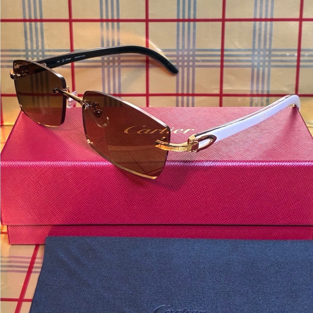 Cartier Unisex Buffalo Horn Sunglasses - Picture 2 of 5